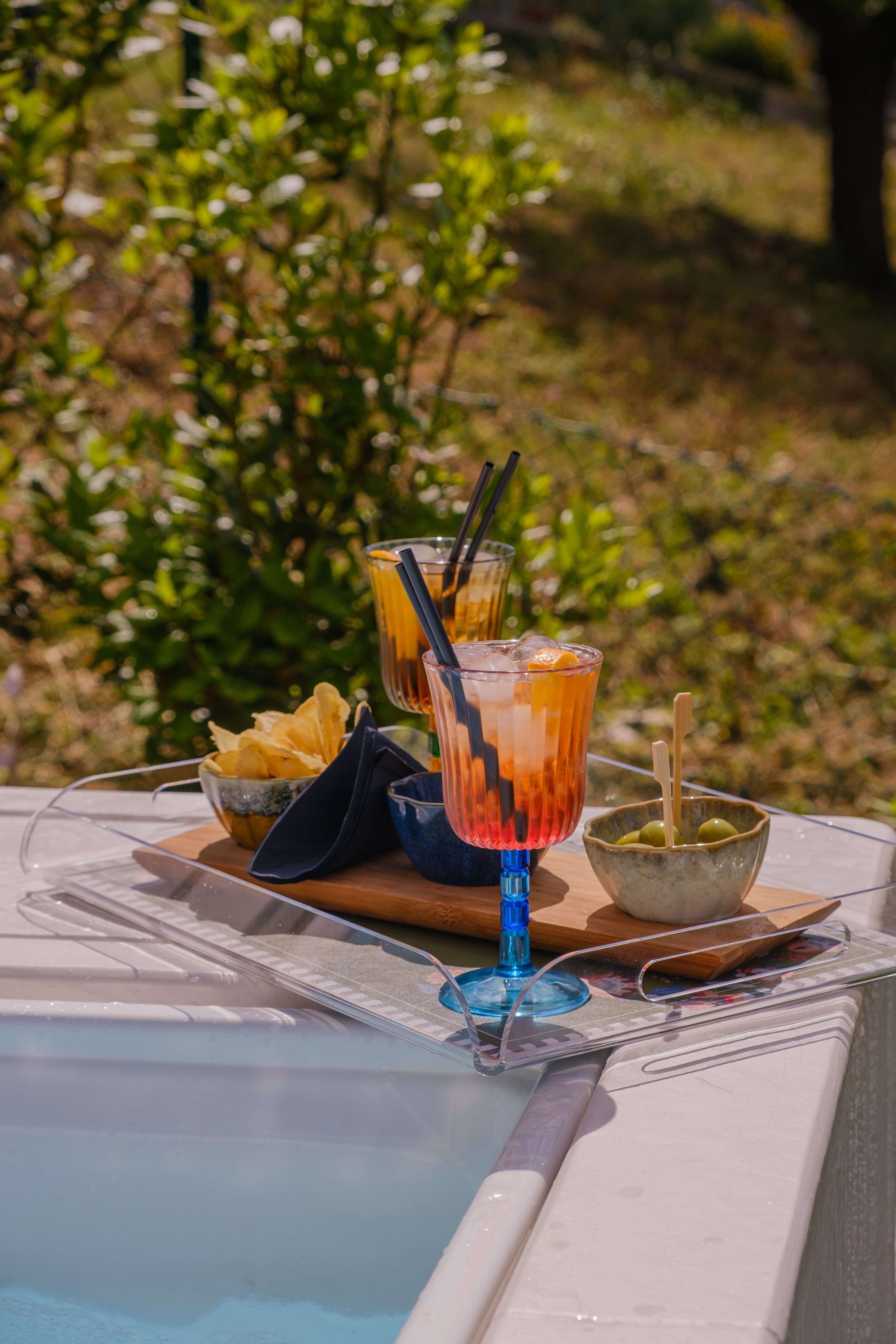 Aperitivi all’aperto: dettagli che fanno la differenza