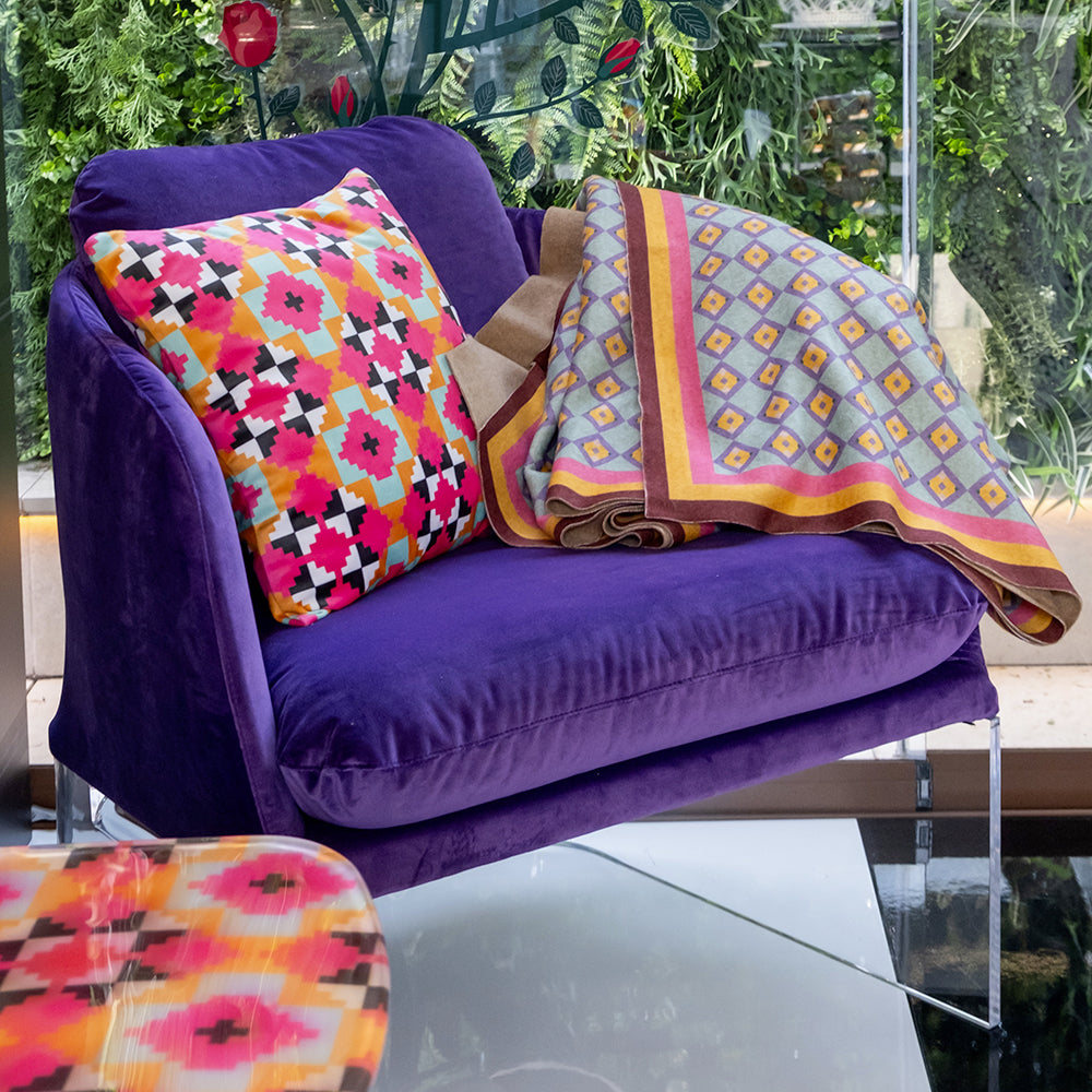 Double Sided Throw Decor