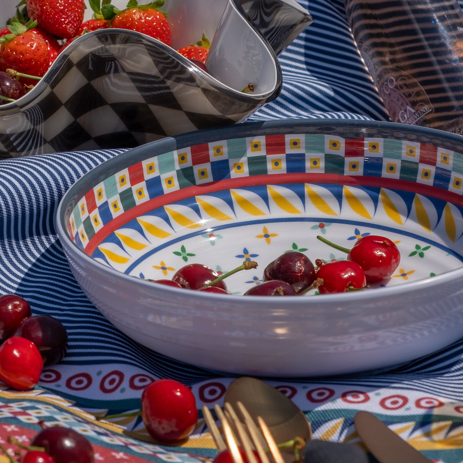 Deep Plate Decor (Set of 2)