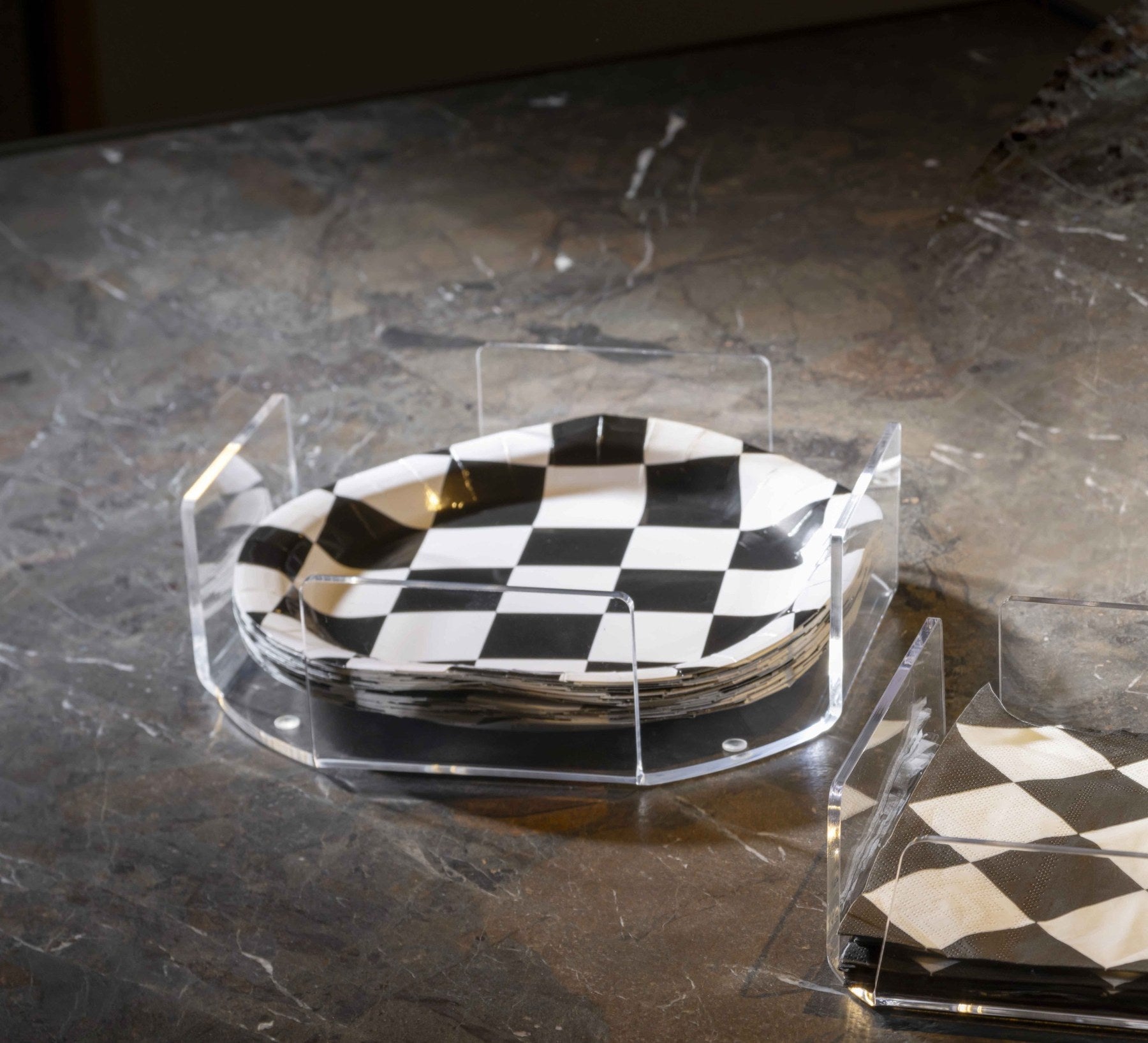 Like Water Plates Holder