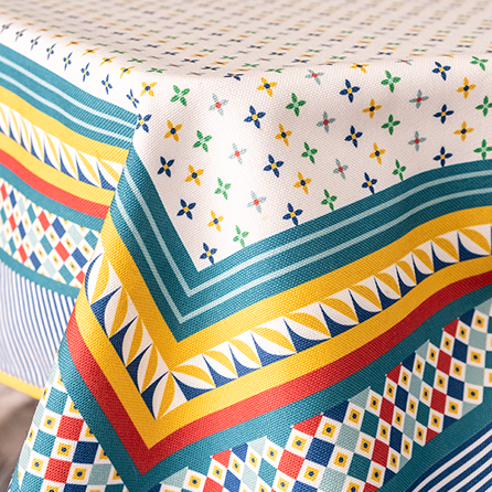 Small Tablecloth Decor