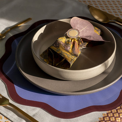 Set 2 Charger Plates Flower Decor