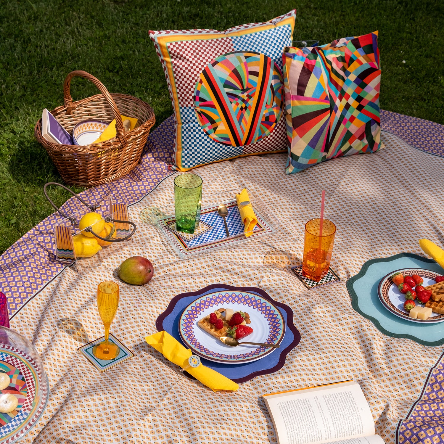 Large Tablecloth Decor