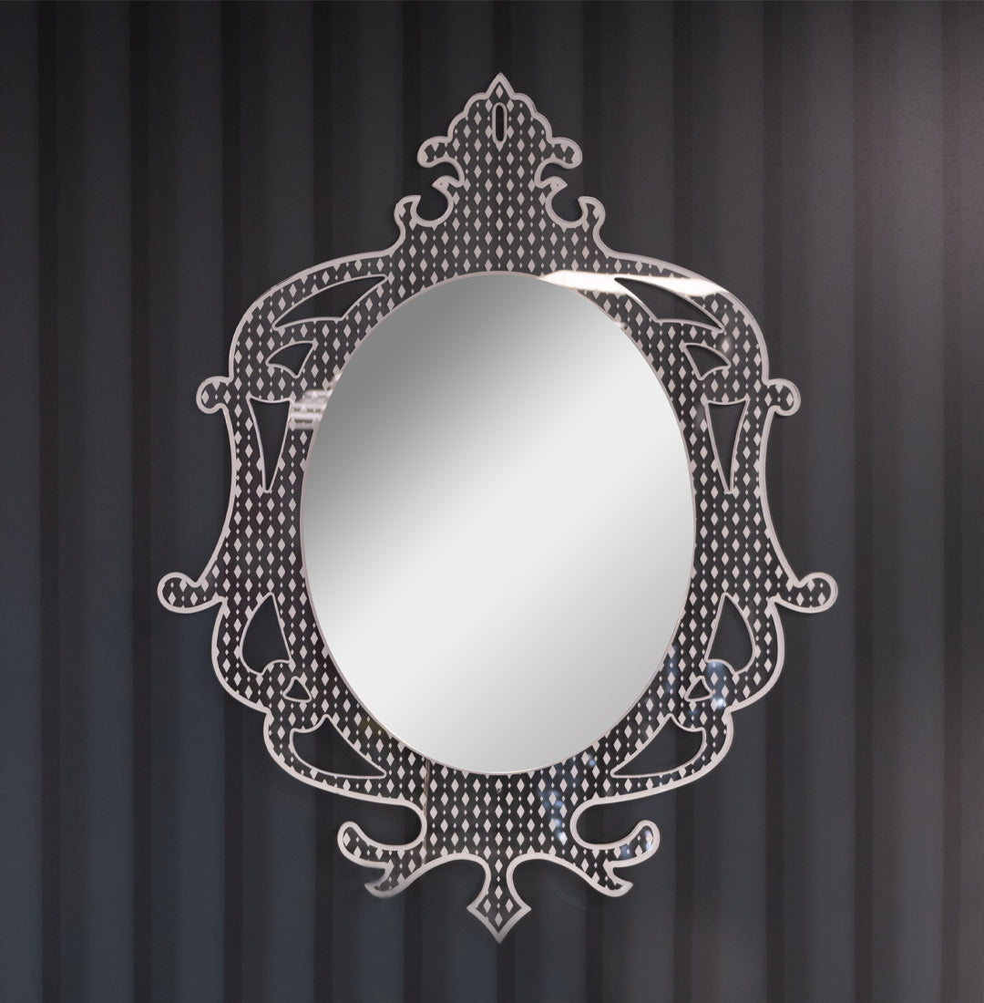 Madame Mirror