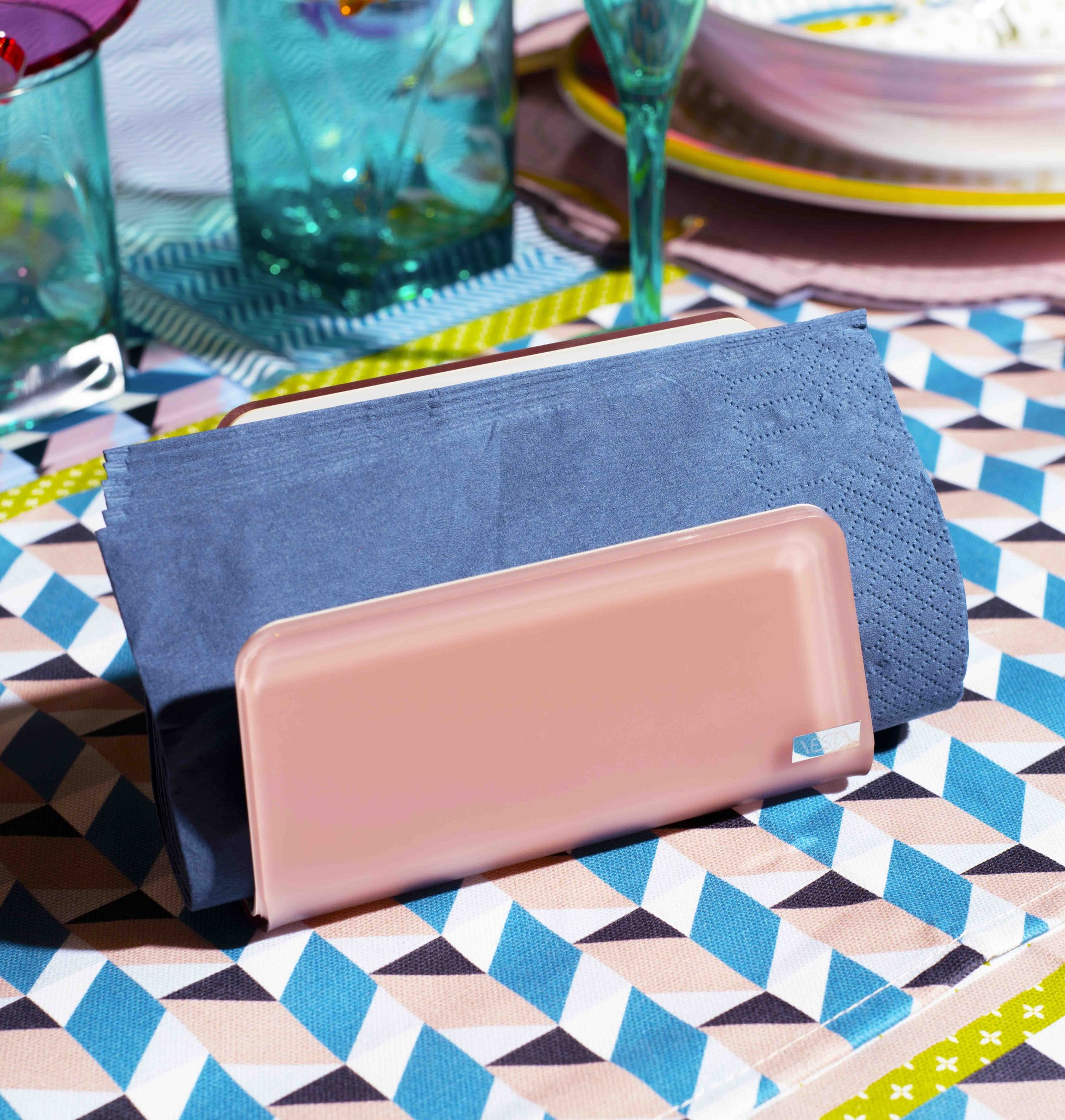 Vertical Napkin Holder Like Water