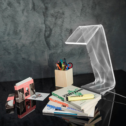 Medium C-led Lamp
